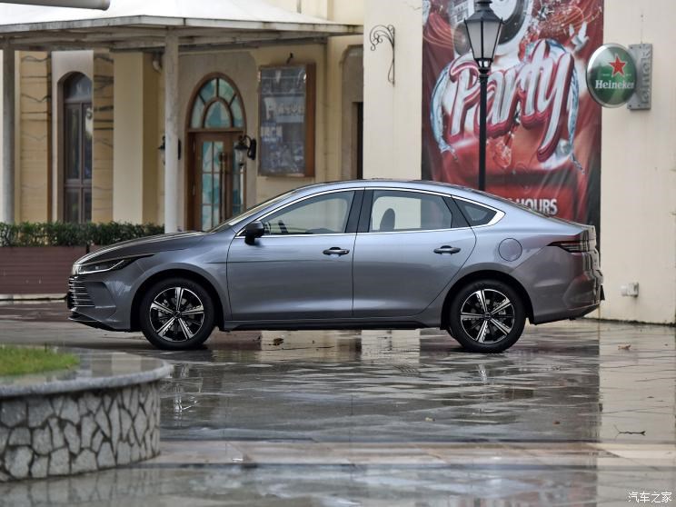 比亚迪 驱逐舰05 2022款 基本型 比亚迪 驱逐舰05 2022款 基本型