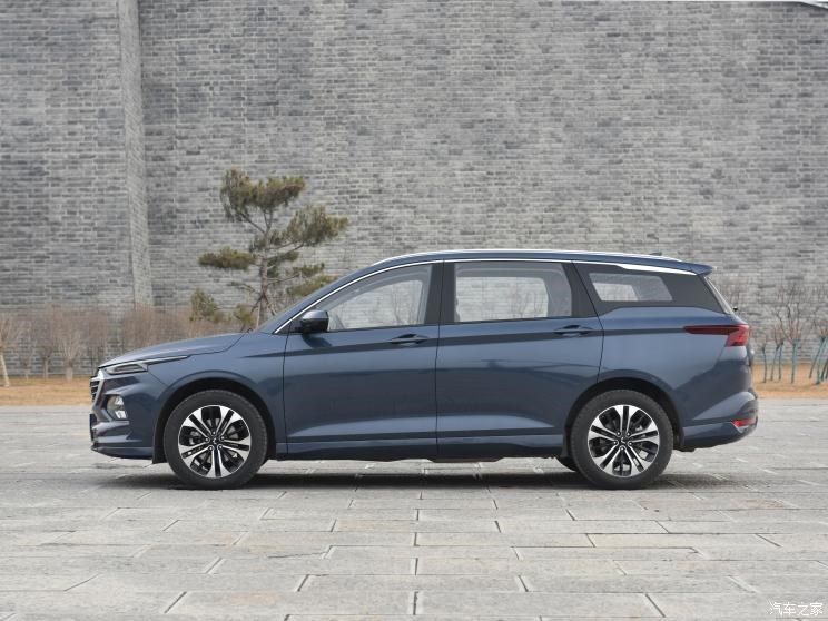 上汽通用五菱 五菱凯捷 2022款 1.5T 自动高功率版 上汽通用五菱 五菱凯捷 2022款 1.5T 自动高功率版