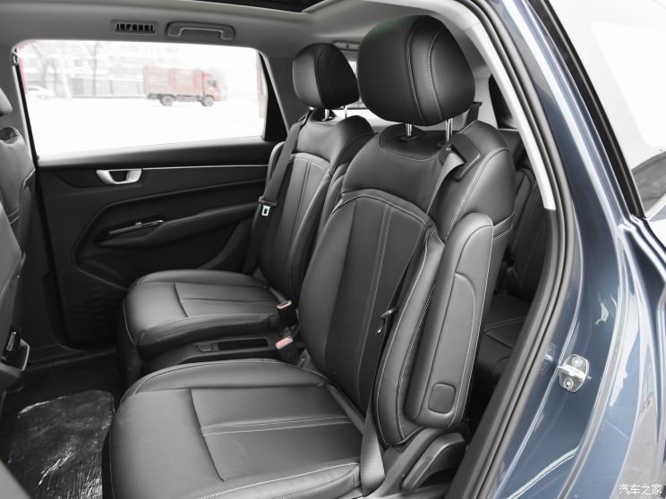 上汽通用五菱 五菱凯捷 2022款 1.5T 自动高功率版 上汽通用五菱 五菱凯捷 2022款 1.5T 自动高功率版