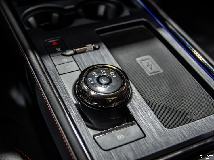 长安福特 蒙迪欧 2022款 高配版 长安福特 蒙迪欧 2022款 高配版